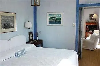 ***  Hotel Bastide Rose à Le Thor France