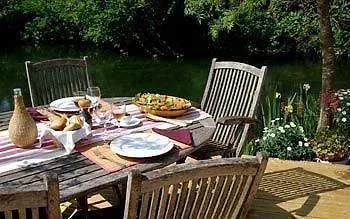 Bastide Rose Hotel Le Thor 3*,